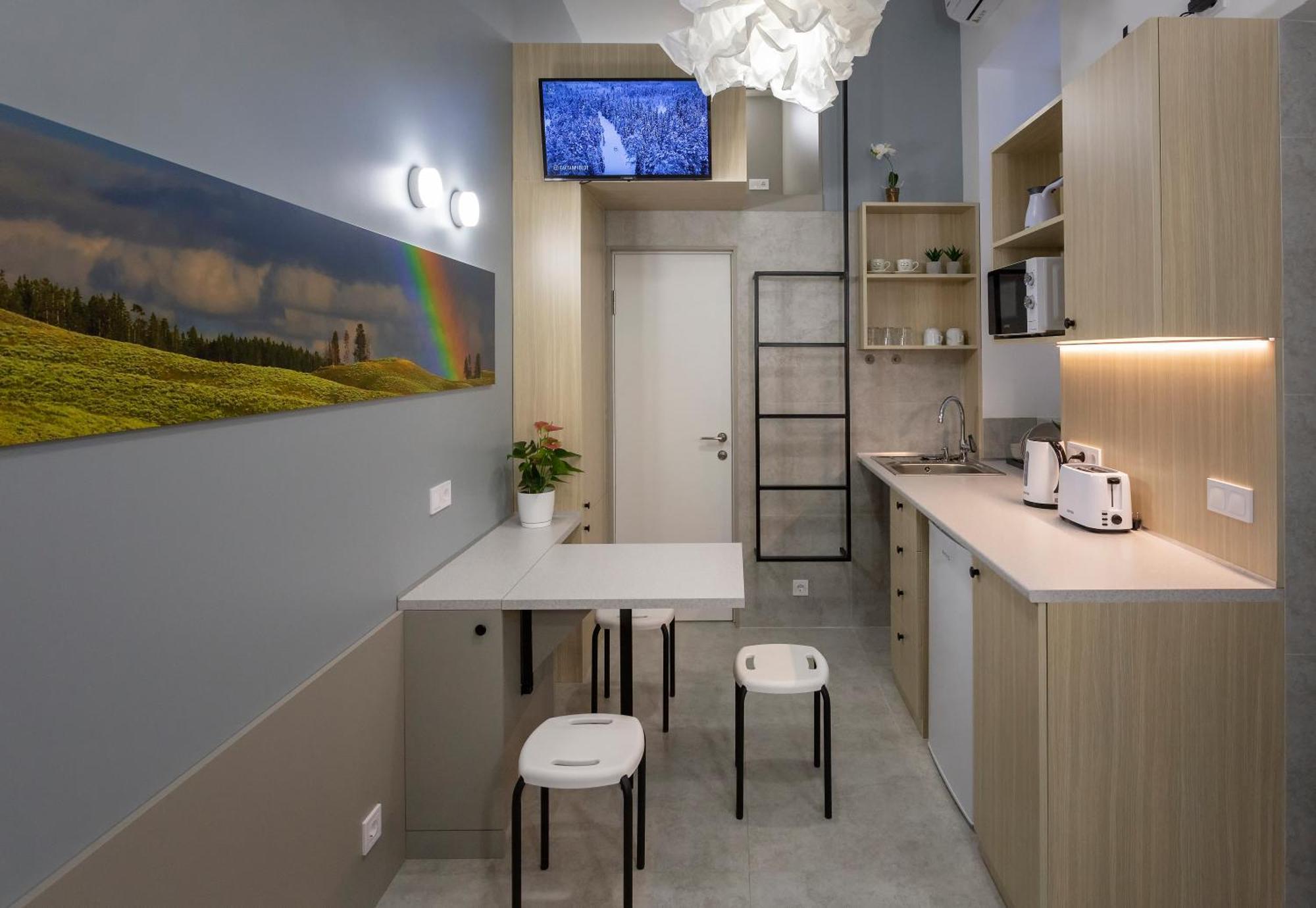 Capsule Hotel & Hostel Харків Екстер'єр фото